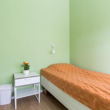 Kallhaellsbaden Strandhotell Jarfalla Bagian luar foto