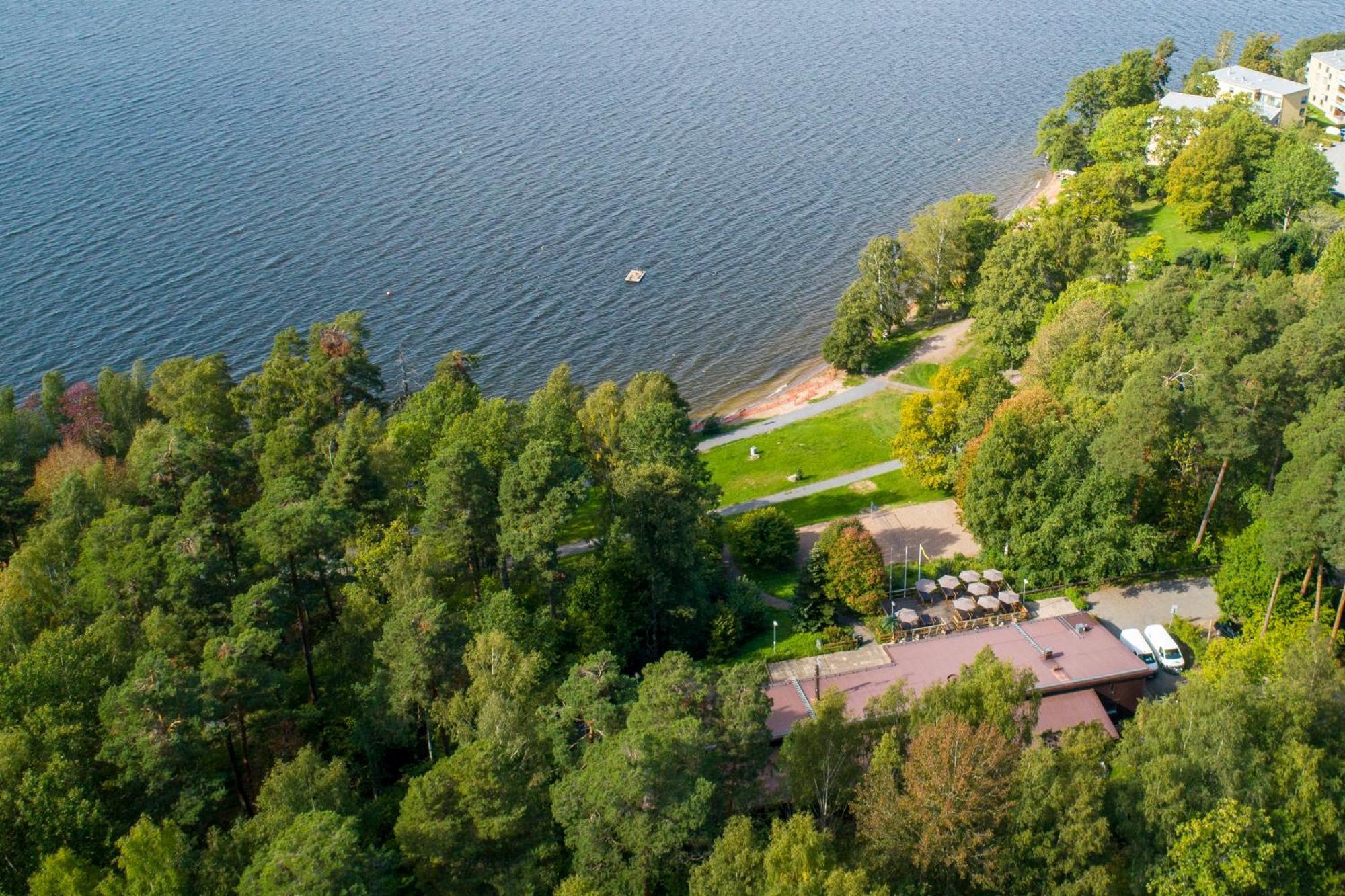 Kallhaellsbaden Strandhotell Jarfalla Bagian luar foto