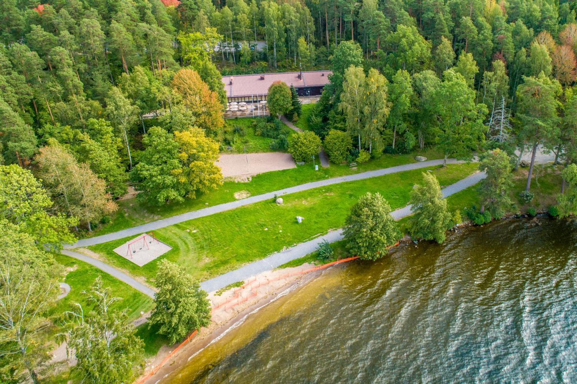 Kallhaellsbaden Strandhotell Jarfalla Bagian luar foto