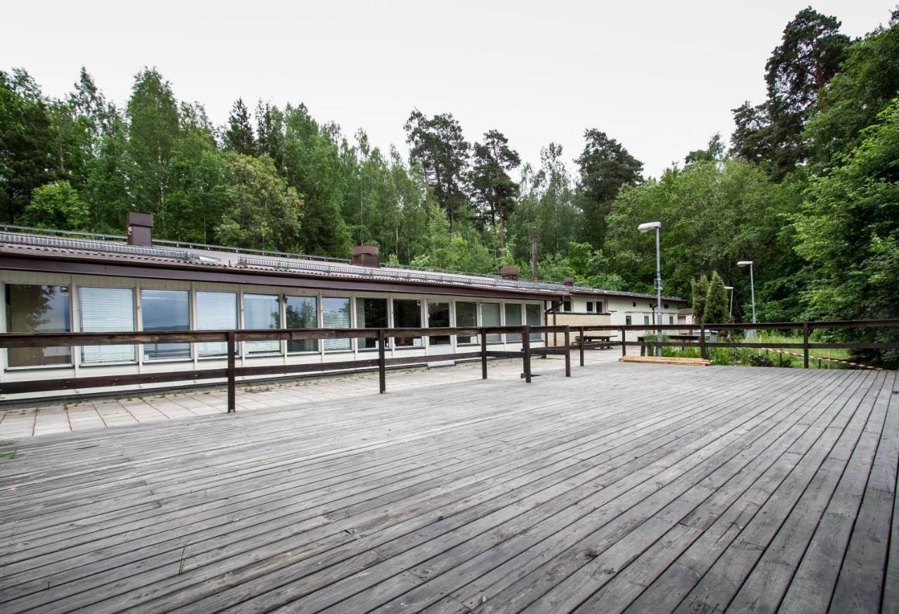 Kallhaellsbaden Strandhotell Jarfalla Bagian luar foto